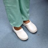 Crocs娜莉雅工作克骆格女士专业防滑工作鞋 厨师鞋 职业鞋 医生鞋 护士鞋 Neria Pro Clog 204045