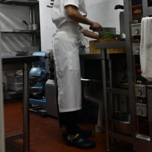 Crocs卡骆驰中性防滑厨师鞋 医生鞋 职业鞋 护士鞋 手术鞋 毕斯拓Bistro黑色/白色/蓝色10075