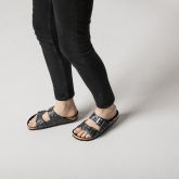 春夏新款Birkenstock牛皮两扣凉拖鞋Arizona金属光泽闪亮色软木拖鞋